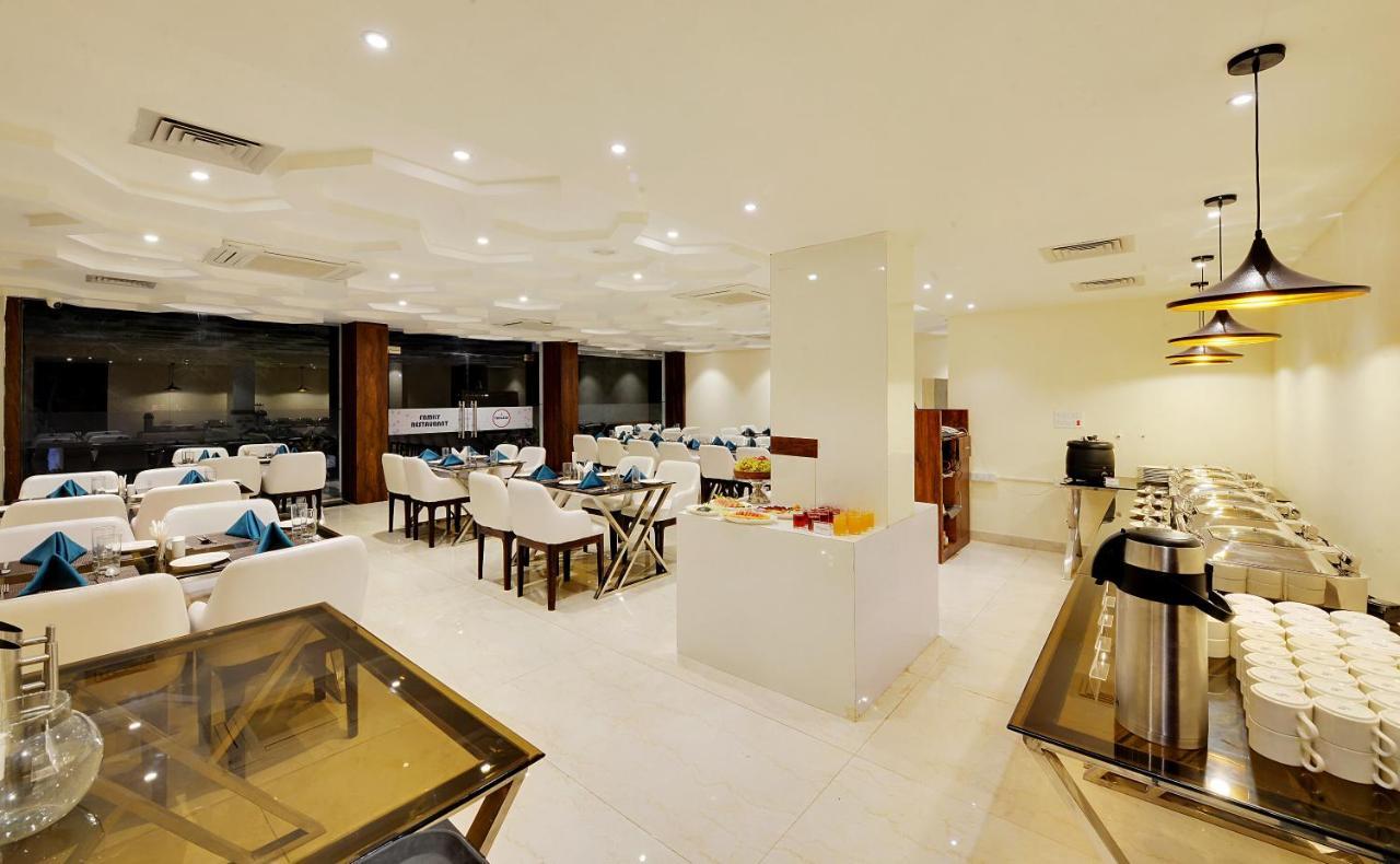 Mastiff Select Gulbarga Hotel Kalaburagi Exterior foto